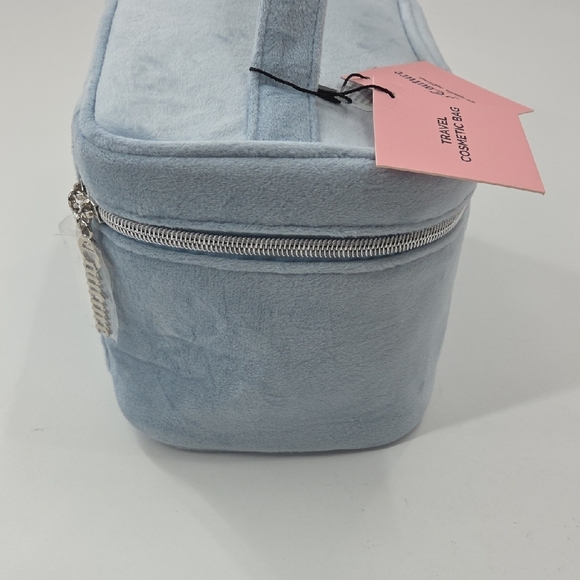 Juicy Couture Light Blue Velvet Cosmetic Case - Picture 4 of 16